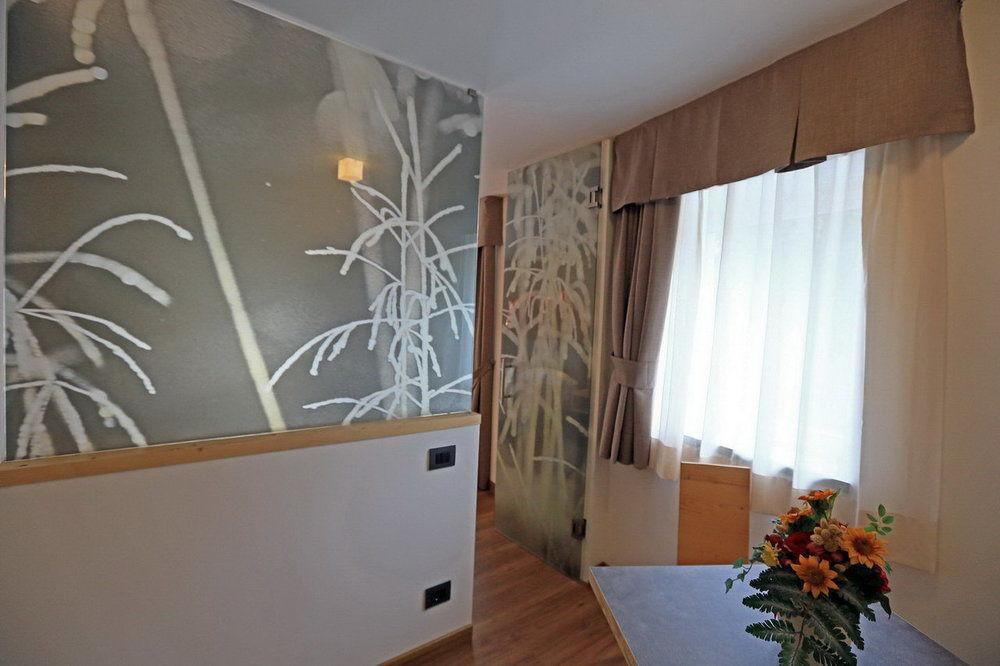 Hotel San Giovanni Виго ди Фаса Екстериор снимка