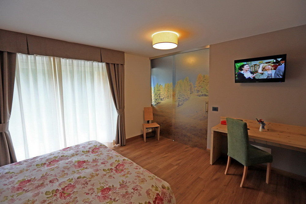 Hotel San Giovanni Виго ди Фаса Екстериор снимка