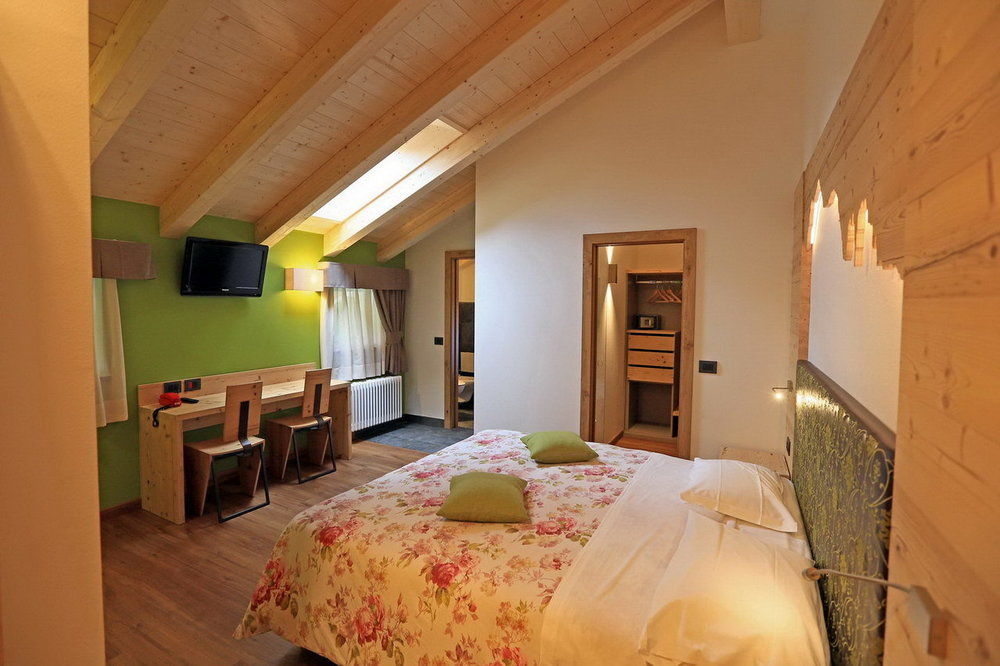 Hotel San Giovanni Виго ди Фаса Екстериор снимка