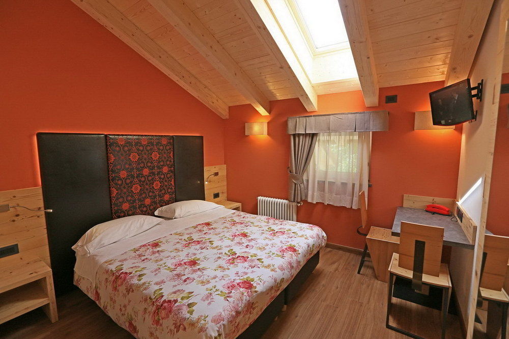 Hotel San Giovanni Виго ди Фаса Екстериор снимка
