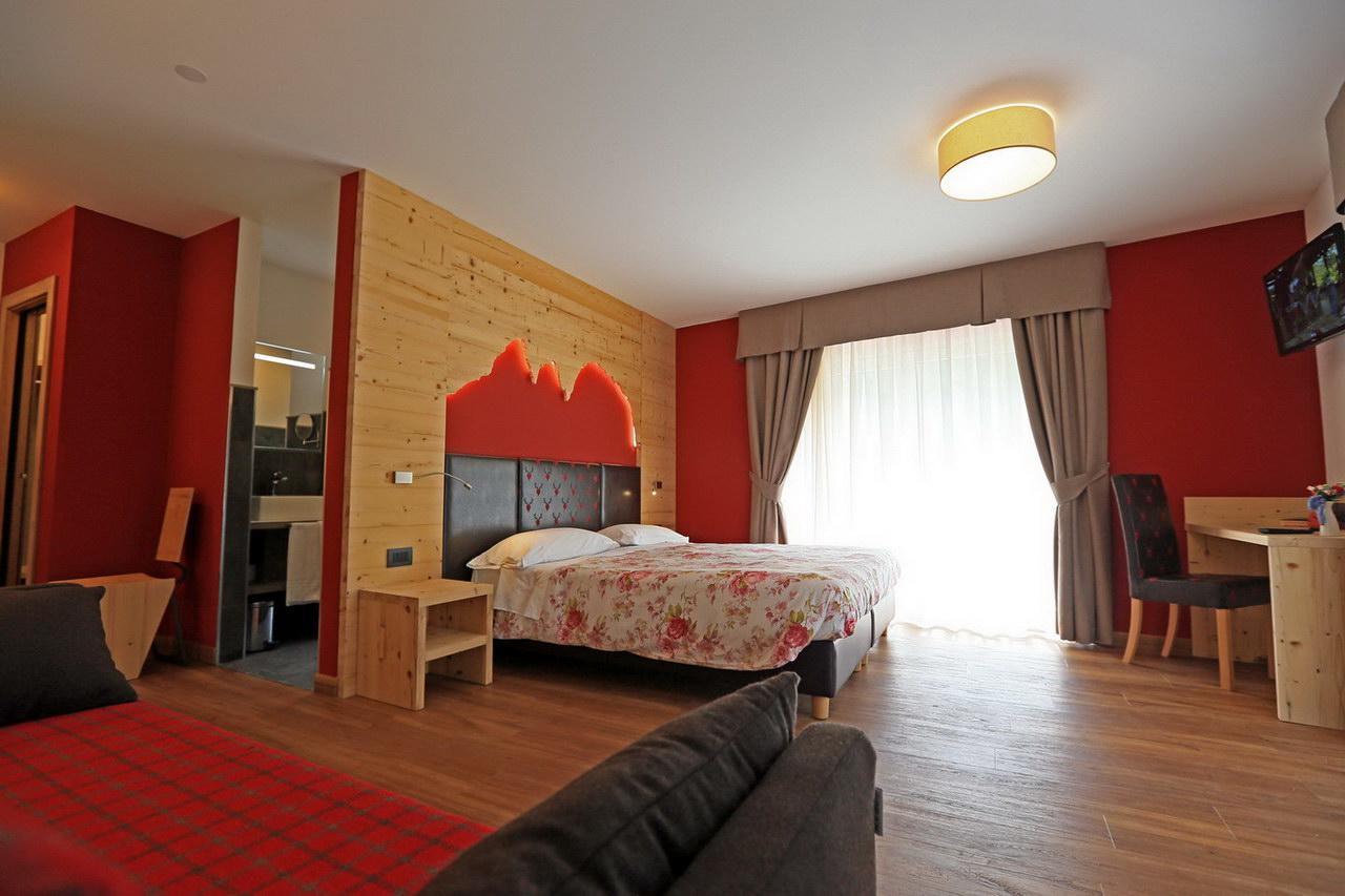 Hotel San Giovanni Виго ди Фаса Екстериор снимка